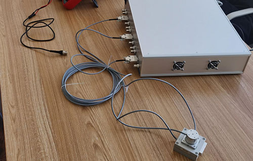 �Ŀ�����������V�|ĳĳ��W���S�{��λ�ƶ�λϵ�y(t��ng)��ُ��(y��u)������